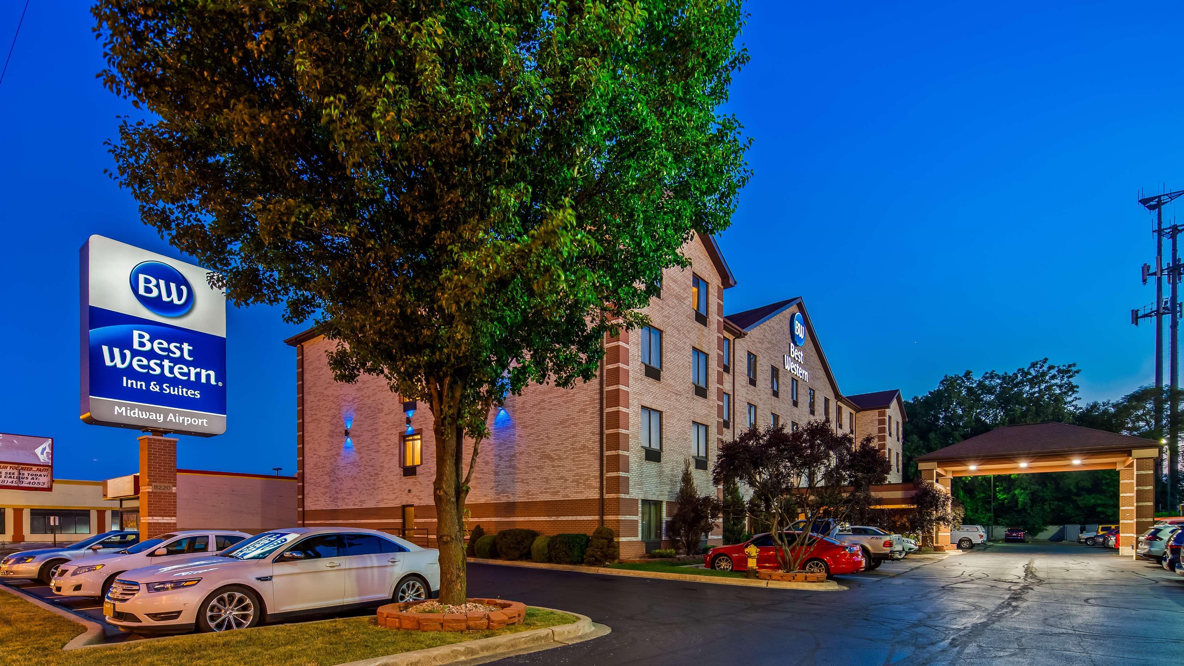 Best Western Inn & Suites - Midway Airport Burbank Exterior photo